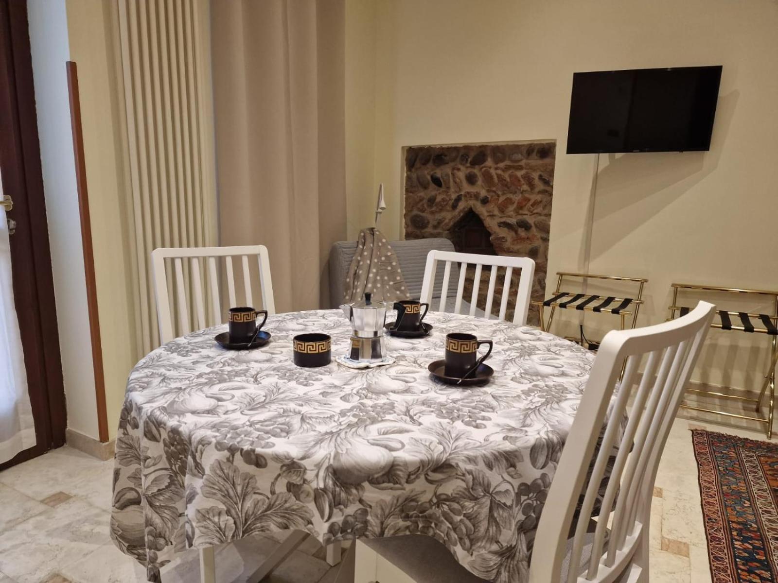 Veronajourneys Emilei Εξωτερικό φωτογραφία